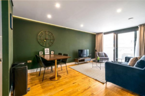 Trendy Kings Cross Flat